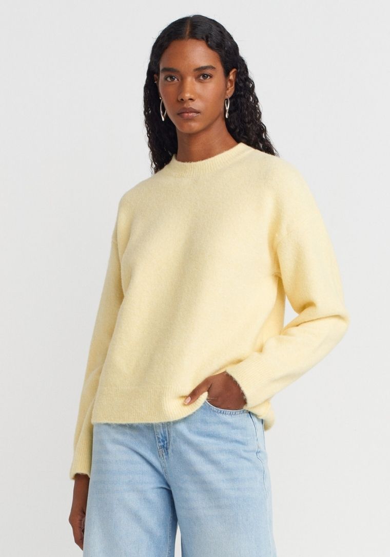 Bisiklet Yaka Yumuşak Dokulu Triko Kazak 