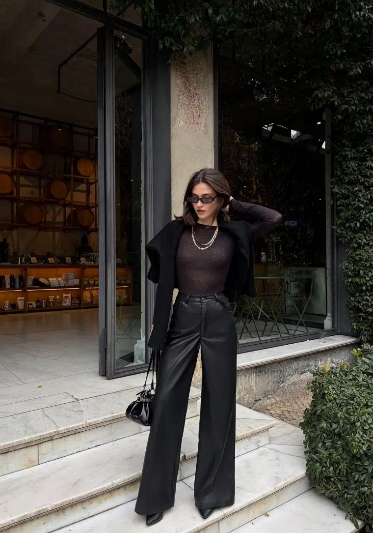 Geniş Paça Deri Pantolon 