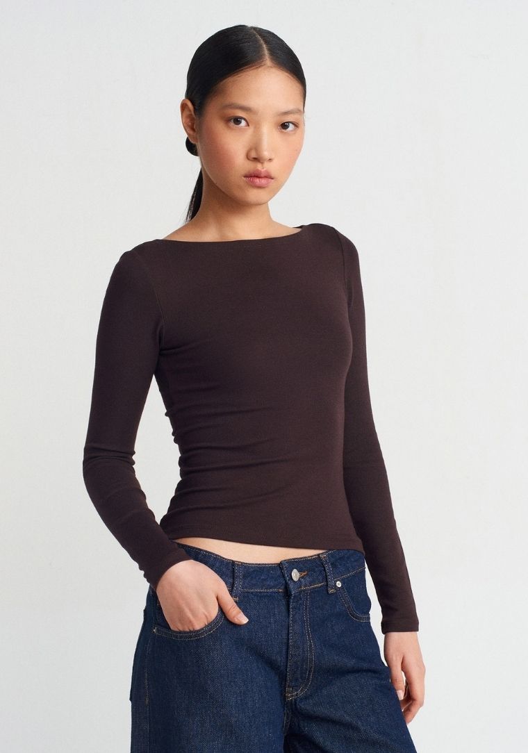 Kayık Yaka Uzun Kollu Top 