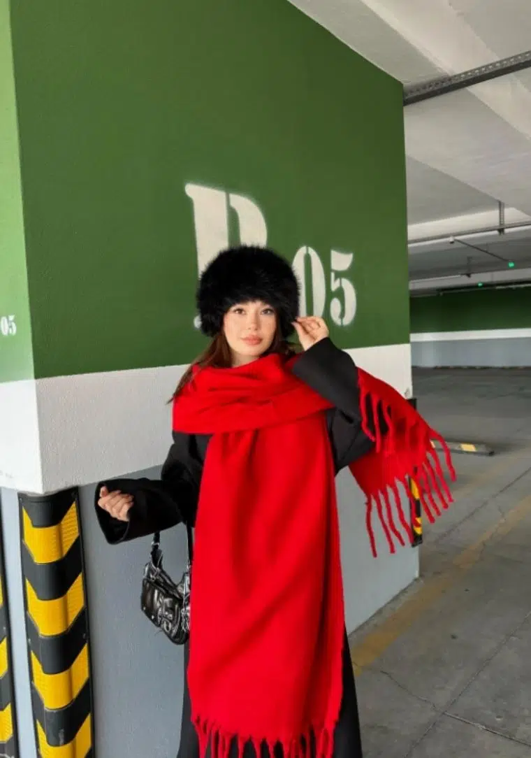 Püsküllü Şal KIRMIZI